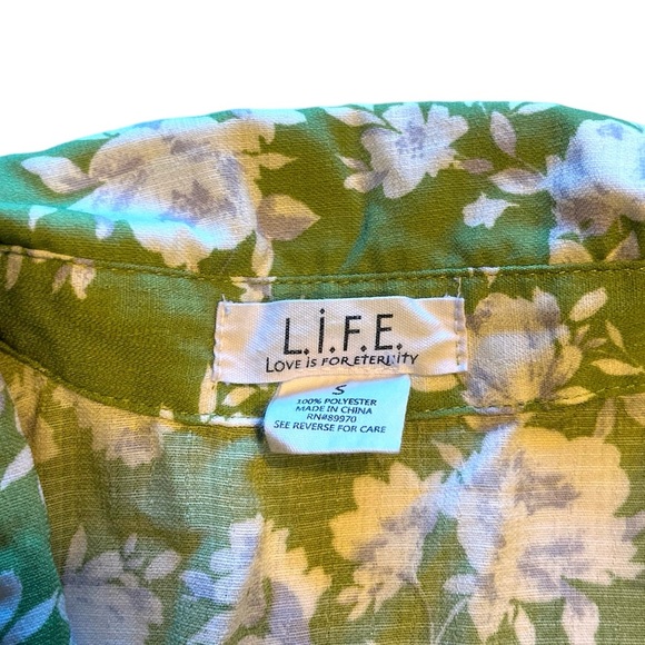 L.I.F.E. Floral Top - Picture 5 of 5